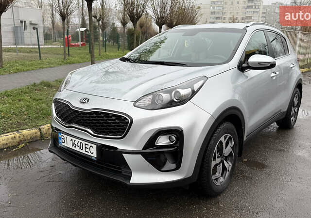 Сірий Кіа Sportage, об'ємом двигуна 1.59 л та пробігом 58 тис. км за 18000 $, фото 1 на Automoto.ua