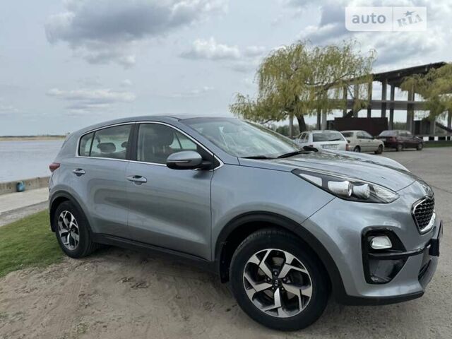 Сірий Кіа Sportage, об'ємом двигуна 1.59 л та пробігом 65 тис. км за 19200 $, фото 1 на Automoto.ua