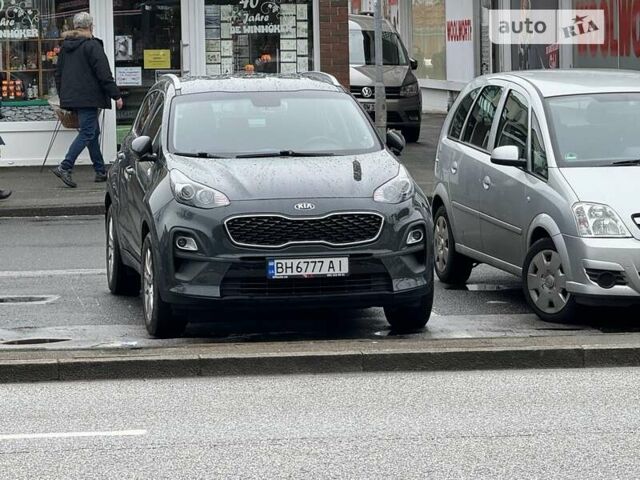 Сірий Кіа Sportage, об'ємом двигуна 1.59 л та пробігом 32 тис. км за 20000 $, фото 1 на Automoto.ua