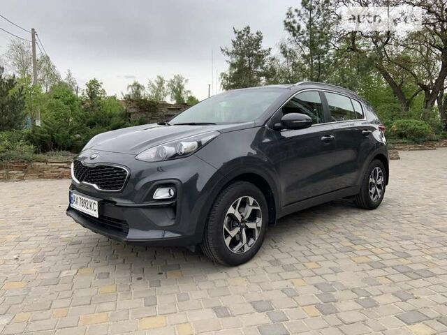 Серый Киа Sportage, объемом двигателя 1.6 л и пробегом 10 тыс. км за 20500 $, фото 1 на Automoto.ua