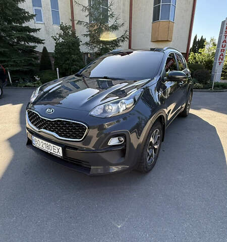 Серый Киа Sportage, объемом двигателя 1.6 л и пробегом 130 тыс. км за 17900 $, фото 1 на Automoto.ua