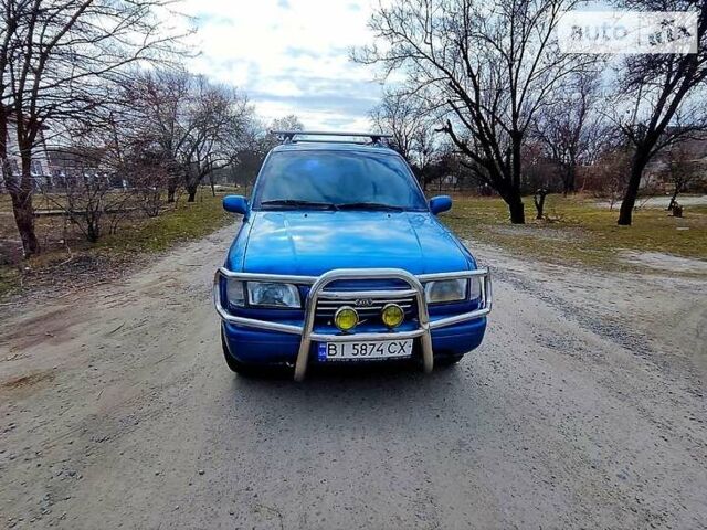 Синий Киа Sportage, объемом двигателя 2 л и пробегом 300 тыс. км за 2950 $, фото 1 на Automoto.ua
