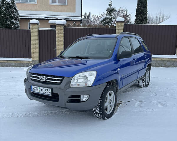 Синій Кіа Sportage, об'ємом двигуна 2 л та пробігом 209 тис. км за 8250 $, фото 1 на Automoto.ua