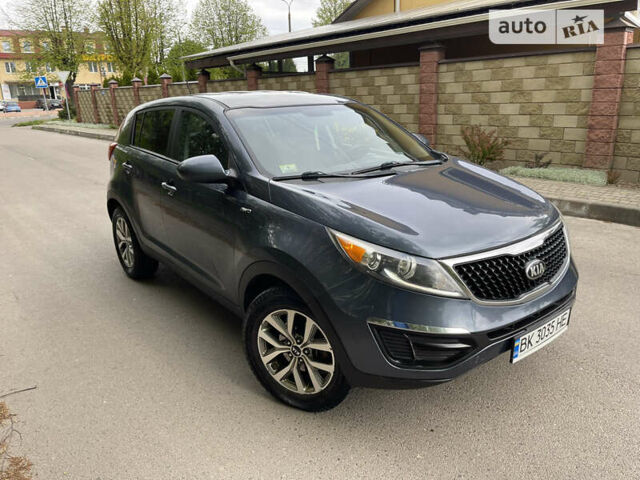 Синій Кіа Sportage, об'ємом двигуна 2.4 л та пробігом 200 тис. км за 11250 $, фото 1 на Automoto.ua