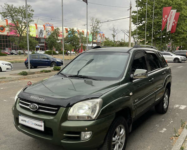 Зелений Кіа Sportage, об'ємом двигуна 1.98 л та пробігом 370 тис. км за 6500 $, фото 1 на Automoto.ua