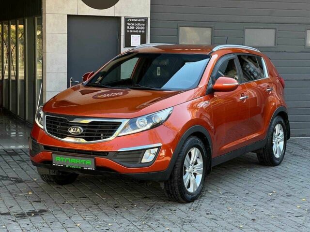 Оранжевый Киа Sportage, объемом двигателя 2 л и пробегом 190 тыс. км за 11900 $, фото 1 на Automoto.ua