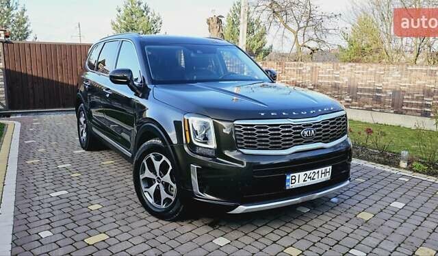 Черный Киа Telluride, объемом двигателя 3.78 л и пробегом 28 тыс. км за 22999 $, фото 1 на Automoto.ua