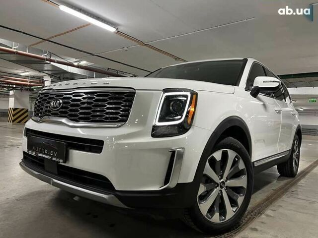 Киа Telluride, объемом двигателя 3.8 л и пробегом 4 тыс. км за 37500 $, фото 1 на Automoto.ua