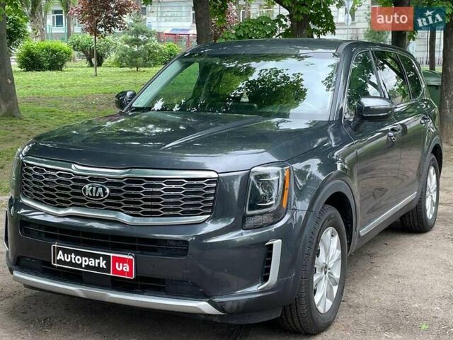 Серый Киа Telluride, объемом двигателя 3.8 л и пробегом 13 тыс. км за 21490 $, фото 1 на Automoto.ua