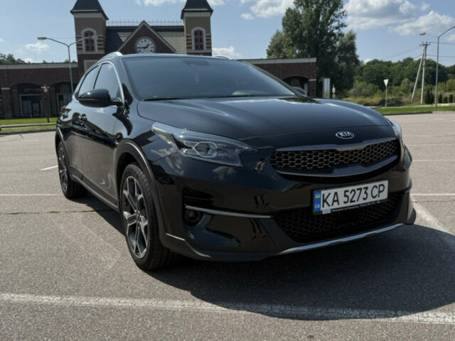 Чорний Кіа XCeed, об'ємом двигуна 1.35 л та пробігом 90 тис. км за 17000 $, фото 1 на Automoto.ua