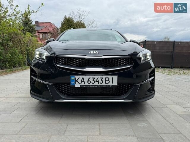 Черный Киа XCeed, объемом двигателя 1.35 л и пробегом 71 тыс. км за 20500 $, фото 1 на Automoto.ua
