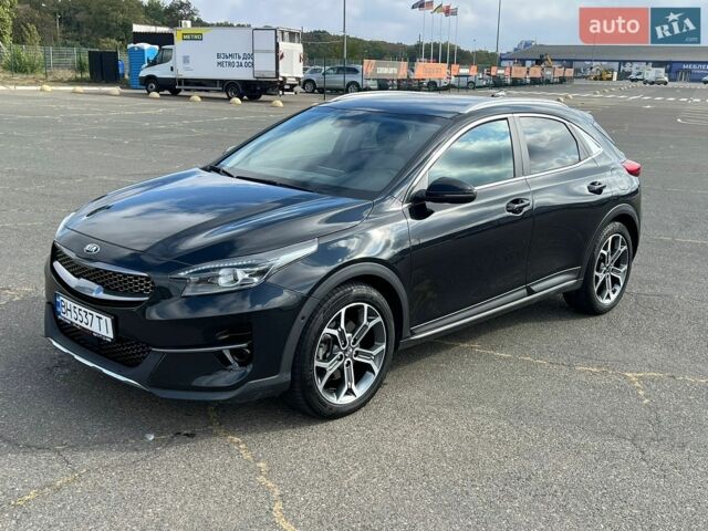 Чорний Кіа XCeed, об'ємом двигуна 1.35 л та пробігом 81 тис. км за 15000 $, фото 1 на Automoto.ua