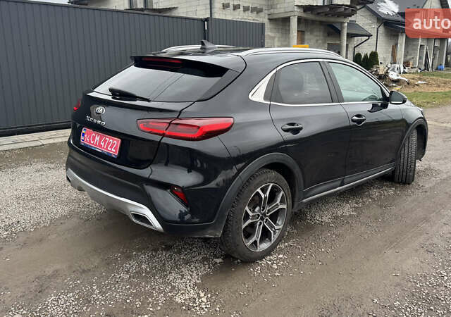 Чорний Кіа XCeed, об'ємом двигуна 1.58 л та пробігом 97 тис. км за 15400 $, фото 1 на Automoto.ua