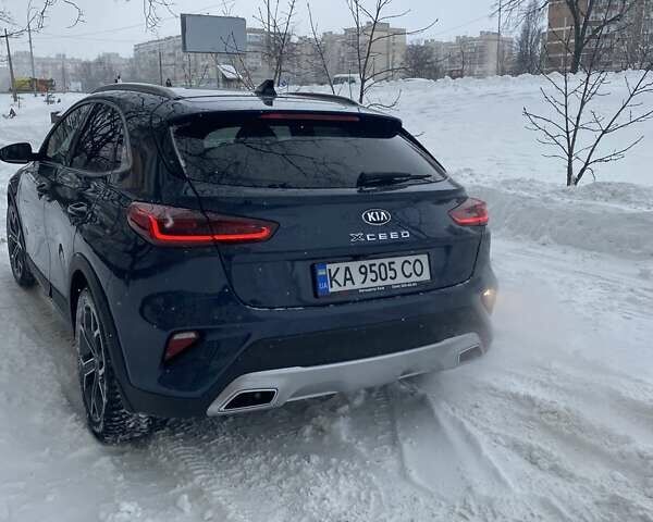 Синий Киа XCeed, объемом двигателя 1.35 л и пробегом 51 тыс. км за 22000 $, фото 1 на Automoto.ua