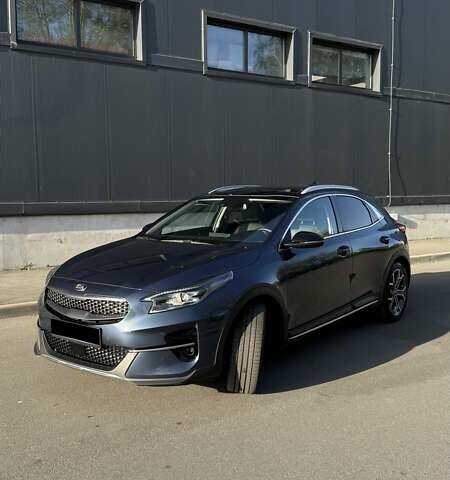 Синий Киа XCeed, объемом двигателя 1.35 л и пробегом 37 тыс. км за 22900 $, фото 1 на Automoto.ua