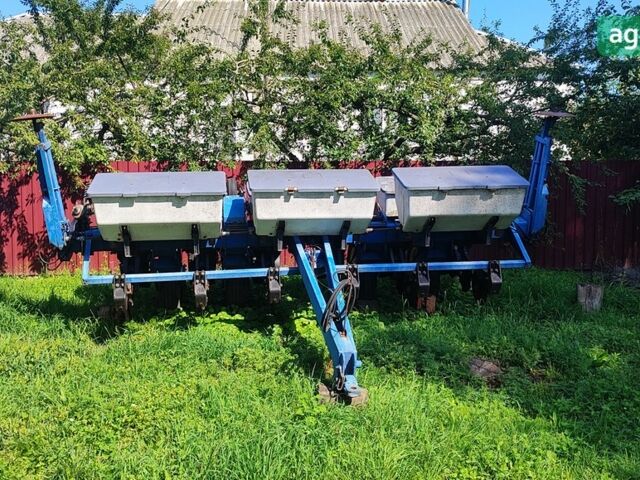 Кинзе 2000, объемом двигателя 0 л и пробегом 0 тыс. км за 12000 $, фото 1 на Automoto.ua