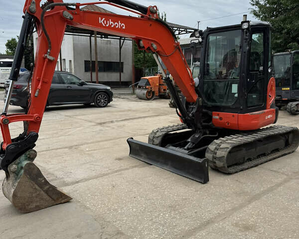 Красный Кубота Ю, объемом двигателя 0 л и пробегом 3 тыс. км за 37500 $, фото 1 на Automoto.ua