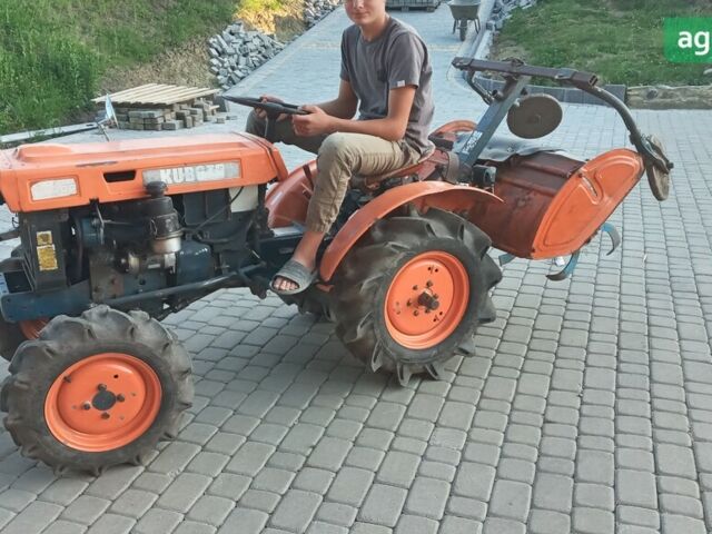 Кубота B6000 1996 у Чернівцях на Automoto.ua Кубота B6000, об'ємом двигуна 0 л та пробігом 0 тис. км за 3700 $, фото 1 на Automoto.ua