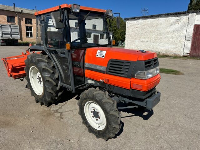 Кубота Другая, объемом двигателя 0 л и пробегом 800 тыс. км за 14600 $, фото 1 на Automoto.ua