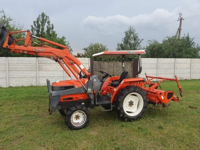 Красный Кубота GL 23, объемом двигателя 1.46 л и пробегом 10 тыс. км за 10000 $, фото 1 на Automoto.ua