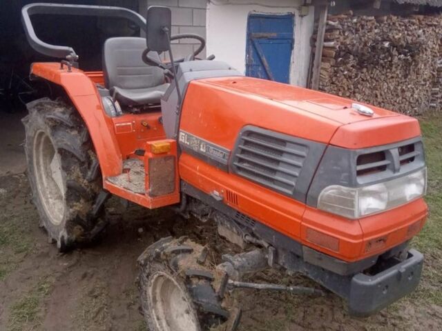 Красный Кубота GL 240, объемом двигателя 0 л и пробегом 10 тыс. км за 7500 $, фото 1 на Automoto.ua