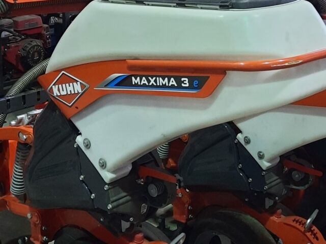 Кун Максіма, об'ємом двигуна 0 л та пробігом 1 тис. км за 74929 $, фото 1 на Automoto.ua