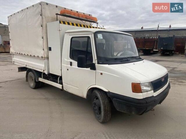 Білий ЛДВ Конвой вант., об'ємом двигуна 2.5 л та пробігом 255 тис. км за 5900 $, фото 1 на Automoto.ua