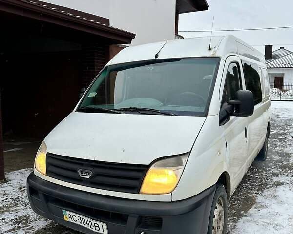 Белый ЛДВ Максус, объемом двигателя 2.5 л и пробегом 660 тыс. км за 3700 $, фото 1 на Automoto.ua