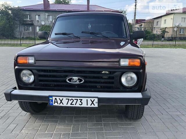 Червоний Лада Niva, об'ємом двигуна 1.7 л та пробігом 47 тис. км за 7700 $, фото 1 на Automoto.ua