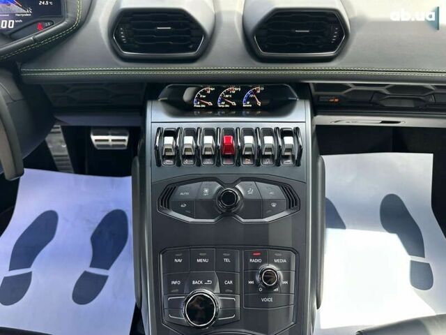 Ламборджини Хуракан 2018 в Киеве на Automoto.ua Ламборджини Хуракан, объемом двигателя 5.2 л и пробегом 23 тыс. км за 280000 $, фото 1 на Automoto.ua