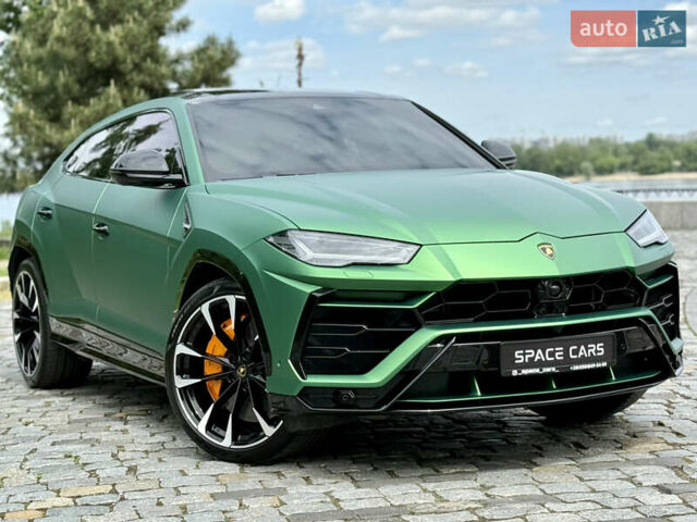 Чорний Ламборджині Урус, об'ємом двигуна 4 л та пробігом 59 тис. км за 299000 $, фото 1 на Automoto.ua