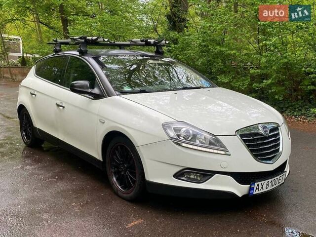 Белый Лянча Дельта, объемом двигателя 1.37 л и пробегом 225 тыс. км за 8000 $, фото 1 на Automoto.ua