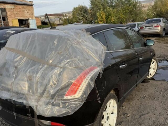 Чорний Лянча Delta, об'ємом двигуна 1.7 л та пробігом 2 тис. км за 2003 $, фото 1 на Automoto.ua
