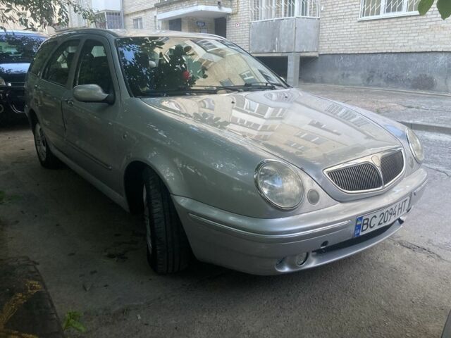 Сірий Лянча Lybra, об'ємом двигуна 1.9 л та пробігом 300 тис. км за 2499 $, фото 1 на Automoto.ua