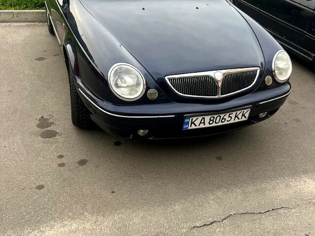 Синий Лянча Либра, объемом двигателя 1.7 л и пробегом 300 тыс. км за 3200 $, фото 1 на Automoto.ua