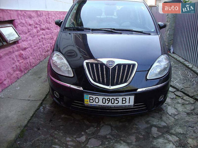 Чорний Лянча Musa, об'ємом двигуна 1.4 л та пробігом 215 тис. км за 4955 $, фото 1 на Automoto.ua