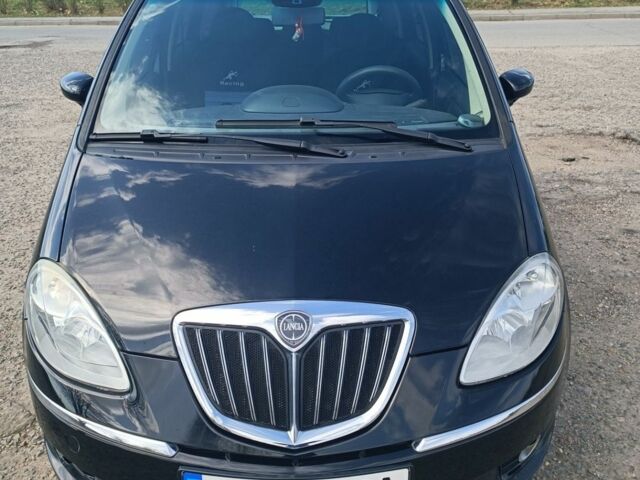 Чорний Лянча Musa, об'ємом двигуна 1.4 л та пробігом 101 тис. км за 3900 $, фото 1 на Automoto.ua