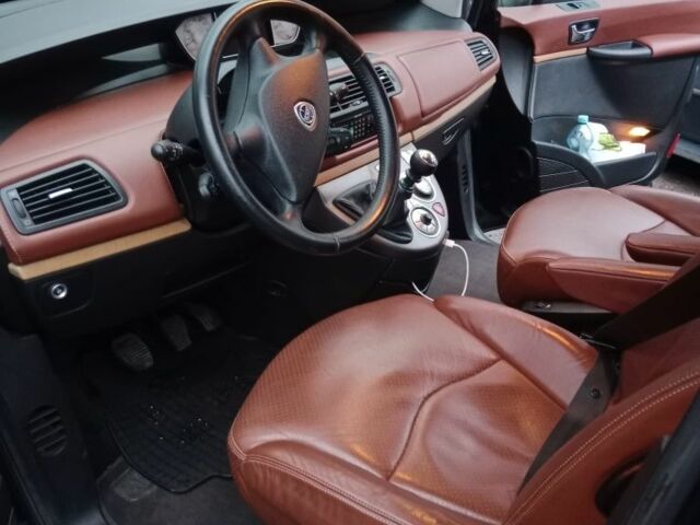 Черный Лянча Федра, объемом двигателя 2 л и пробегом 227 тыс. км за 7200 $, фото 1 на Automoto.ua