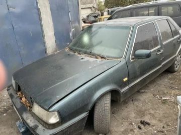 Сірий Лянча Thema, об'ємом двигуна 2 л та пробігом 333 тис. км за 768 $, фото 1 на Automoto.ua