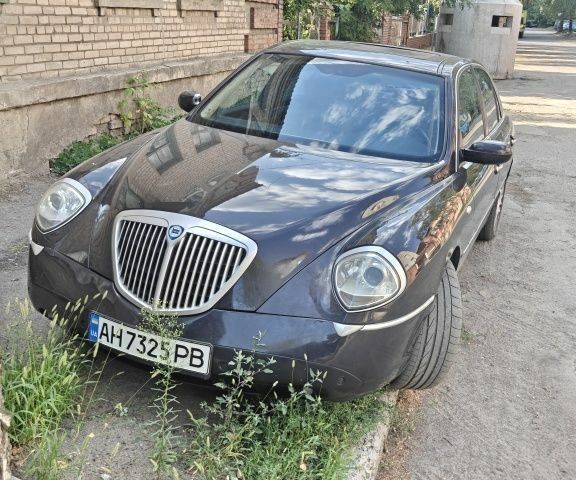 Фиолетовый Лянча Тезис, объемом двигателя 3.2 л и пробегом 243 тыс. км за 6000 $, фото 1 на Automoto.ua