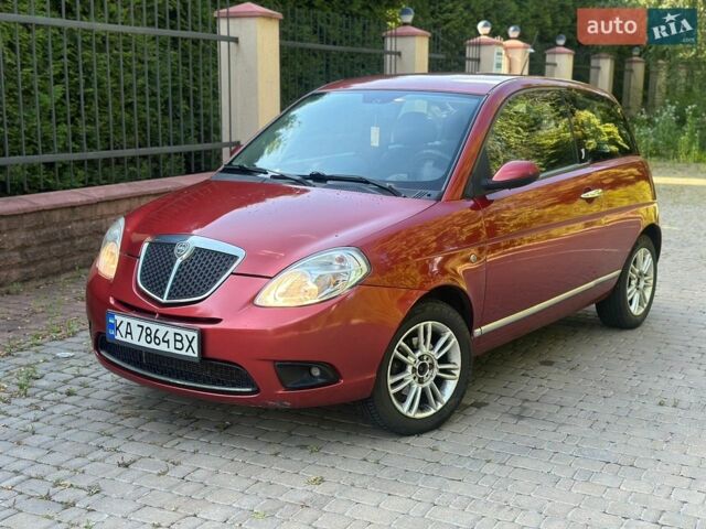 Лянча Іпсілон, об'ємом двигуна 1.4 л та пробігом 190 тис. км за 3300 $, фото 1 на Automoto.ua