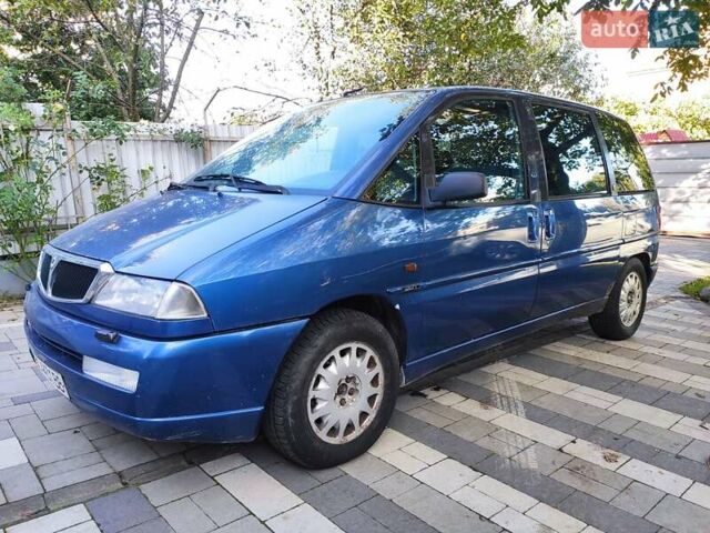 Синій Лянча Zeta, об'ємом двигуна 1.9 л та пробігом 250 тис. км за 3200 $, фото 1 на Automoto.ua