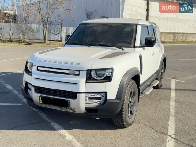 Белый Ленд Ровер Дефендер, объемом двигателя 2 л и пробегом 23 тыс. км за 59999 $, фото 1 на Automoto.ua