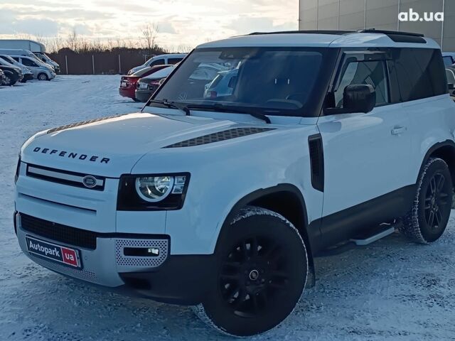 Білий Ленд Ровер Дефендер, об'ємом двигуна 2 л та пробігом 96 тис. км за 58650 $, фото 1 на Automoto.ua