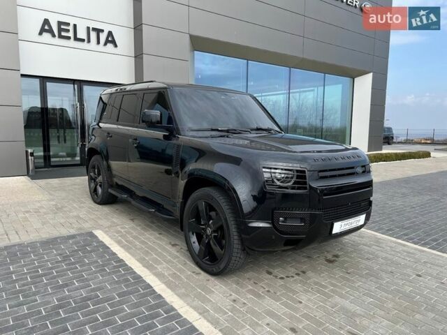 Чорний Ленд Ровер Дефендер, об'ємом двигуна 3 л та пробігом 105 тис. км за 73900 $, фото 1 на Automoto.ua