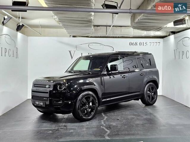 Черный Ленд Ровер Дефендер, объемом двигателя 3 л и пробегом 23 тыс. км за 99999 $, фото 1 на Automoto.ua