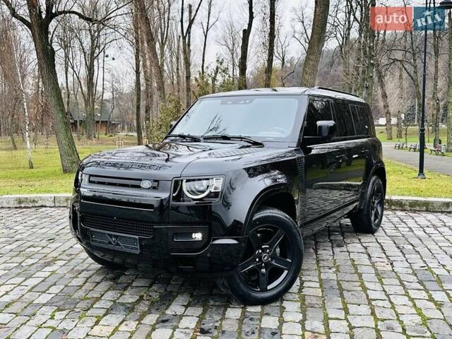 Чорний Ленд Ровер Дефендер, об'ємом двигуна 3 л та пробігом 70 тис. км за 81999 $, фото 1 на Automoto.ua