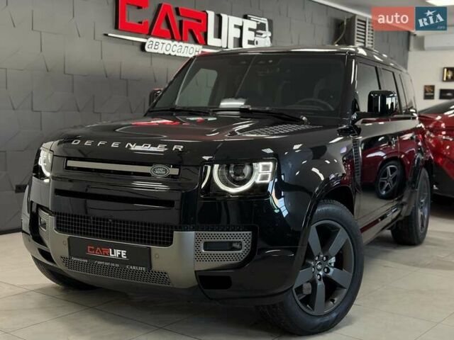 Чорний Ленд Ровер Дефендер, об'ємом двигуна 3 л та пробігом 7 тис. км за 102500 $, фото 1 на Automoto.ua