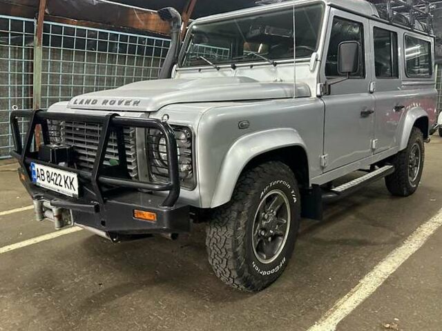 Серый Ленд Ровер Дефендер, объемом двигателя 2.4 л и пробегом 24 тыс. км за 38500 $, фото 1 на Automoto.ua