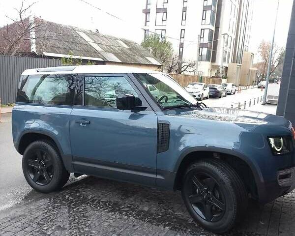 Синий Ленд Ровер Дефендер, объемом двигателя 3 л и пробегом 23 тыс. км за 58000 $, фото 1 на Automoto.ua